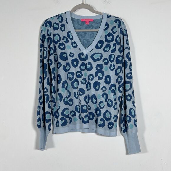 Lilly Pulitzer Jasmina Sweater Womens Sz M Skim Blue Don’t Be A Cheetah V-Neck - Picture 2 of 11